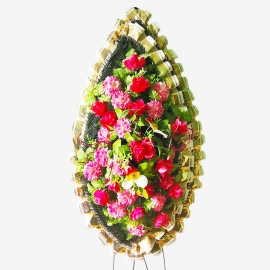 Венок ритуальный украшенный №ВУ-41, 65*130 (175)см, цвет в ассортименте фото