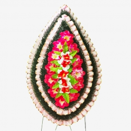 Венок ритуальный украшенный №ВУ-33, 65*105 (140)см, цвет в ассортименте фото